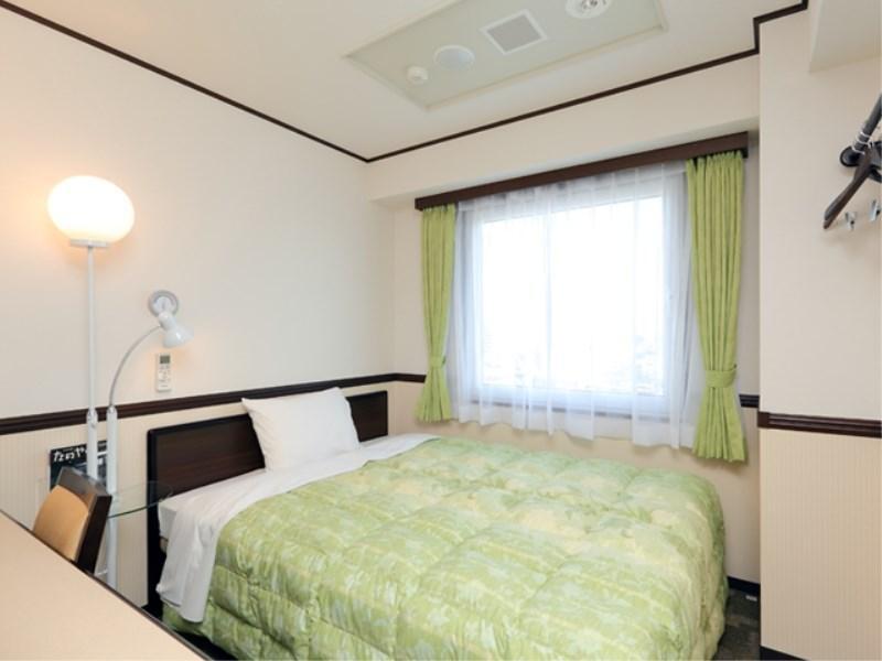 Toyoko Osaka Itami Airport 酒店 3*
